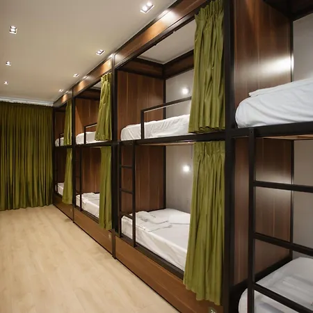 호스텔 Corner Shkodër